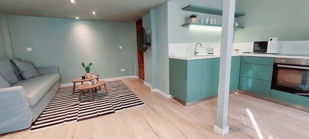 A+ Budapest Downtown Apartments Akacfa ภายนอก รูปภาพ